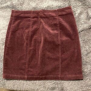 Burgundy Mini Skirt XS